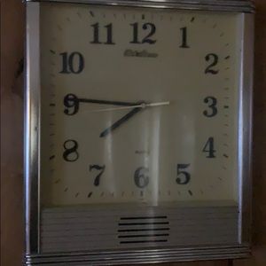 Meet your Posher, Gregory